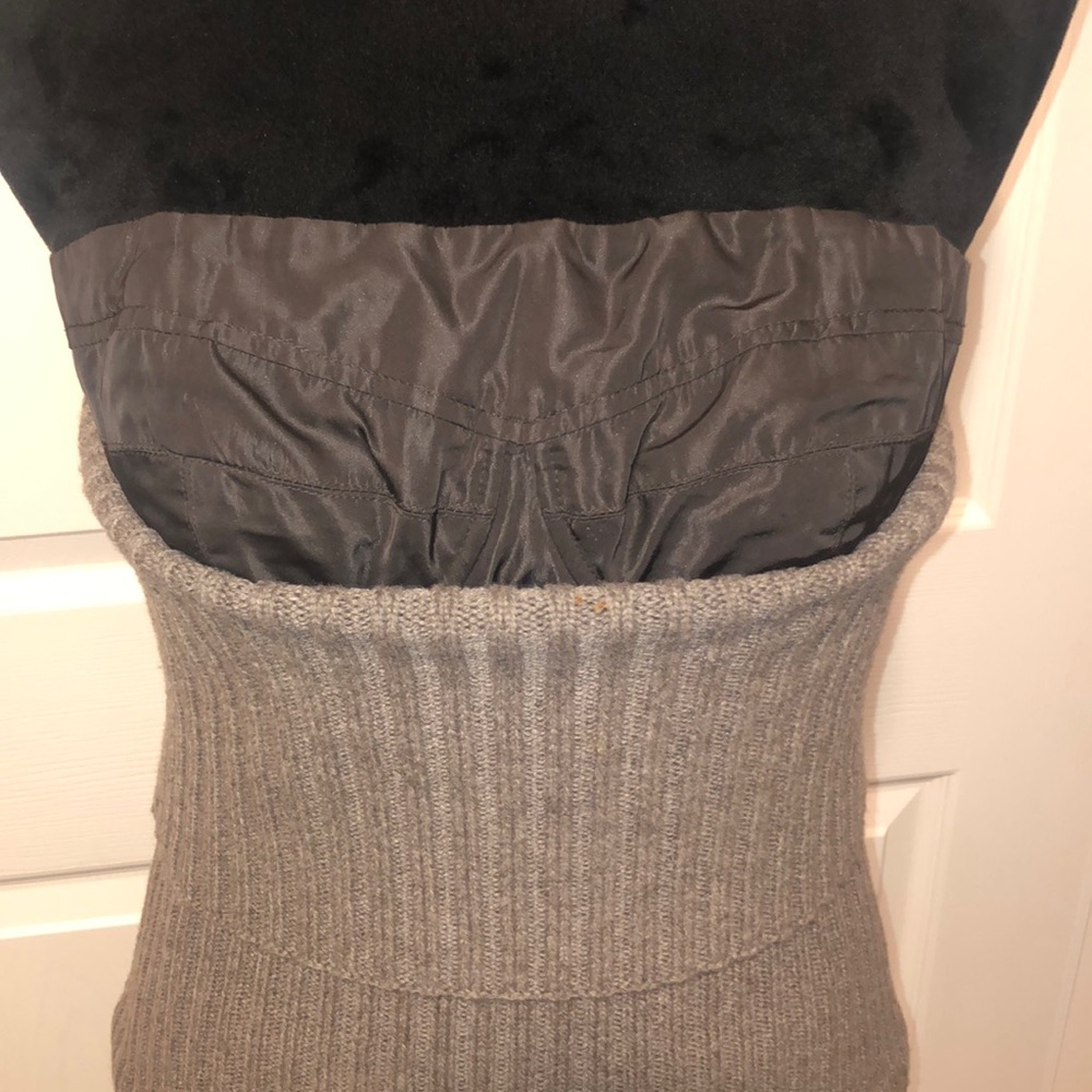 🎉HP🎉 Louis Vuitton Dress 👗 TRADE??? - Picture 2 of 8